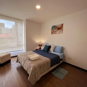 Acogedor Departamento De 2 Habitaciones- La Carolina , Quito Ecuador