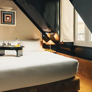 Chateau D'eau Otel Paris