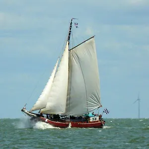 https://sudermar.thehaguehotels.net
