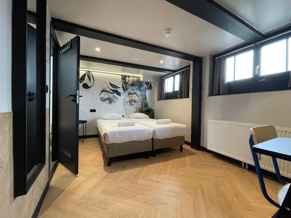 Heart Of Amsterdam Hostel