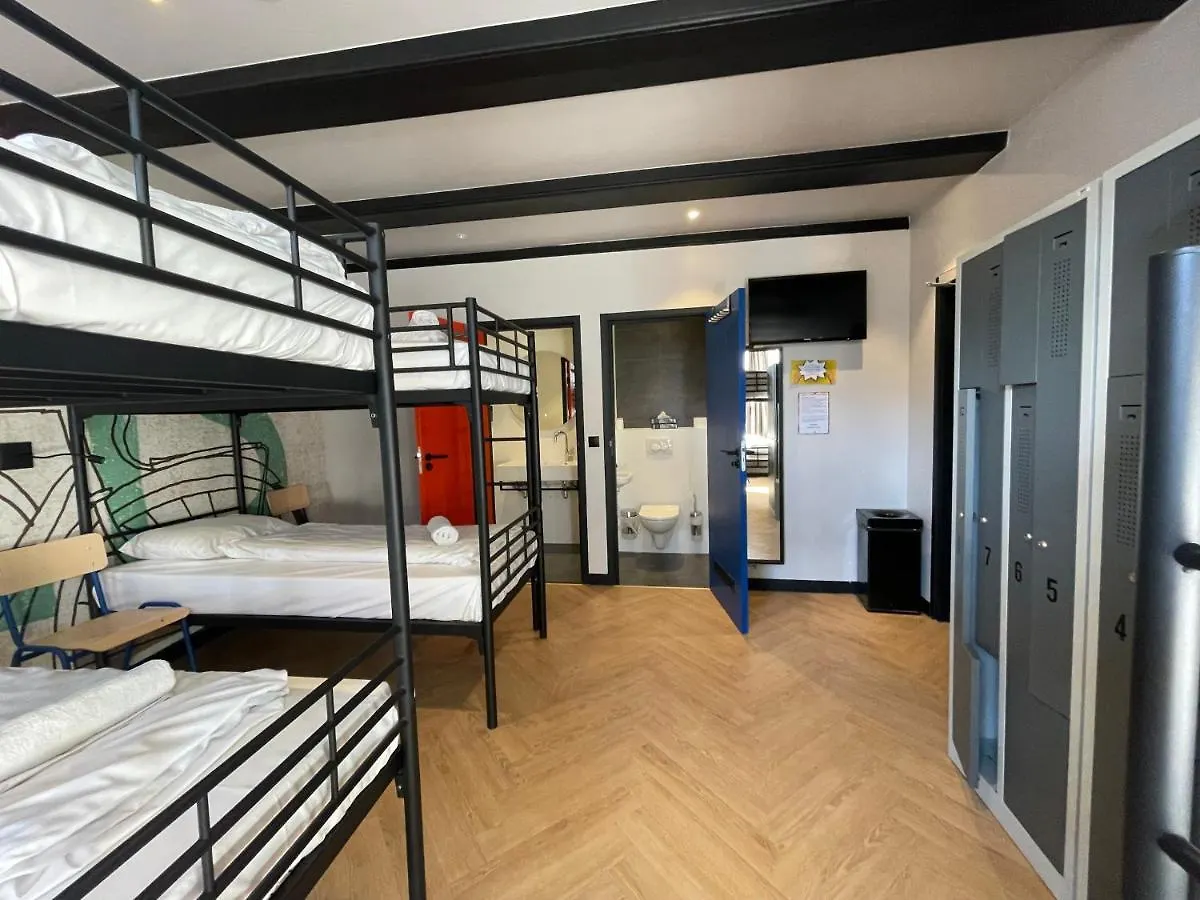 Heart Of Amsterdam Hostel