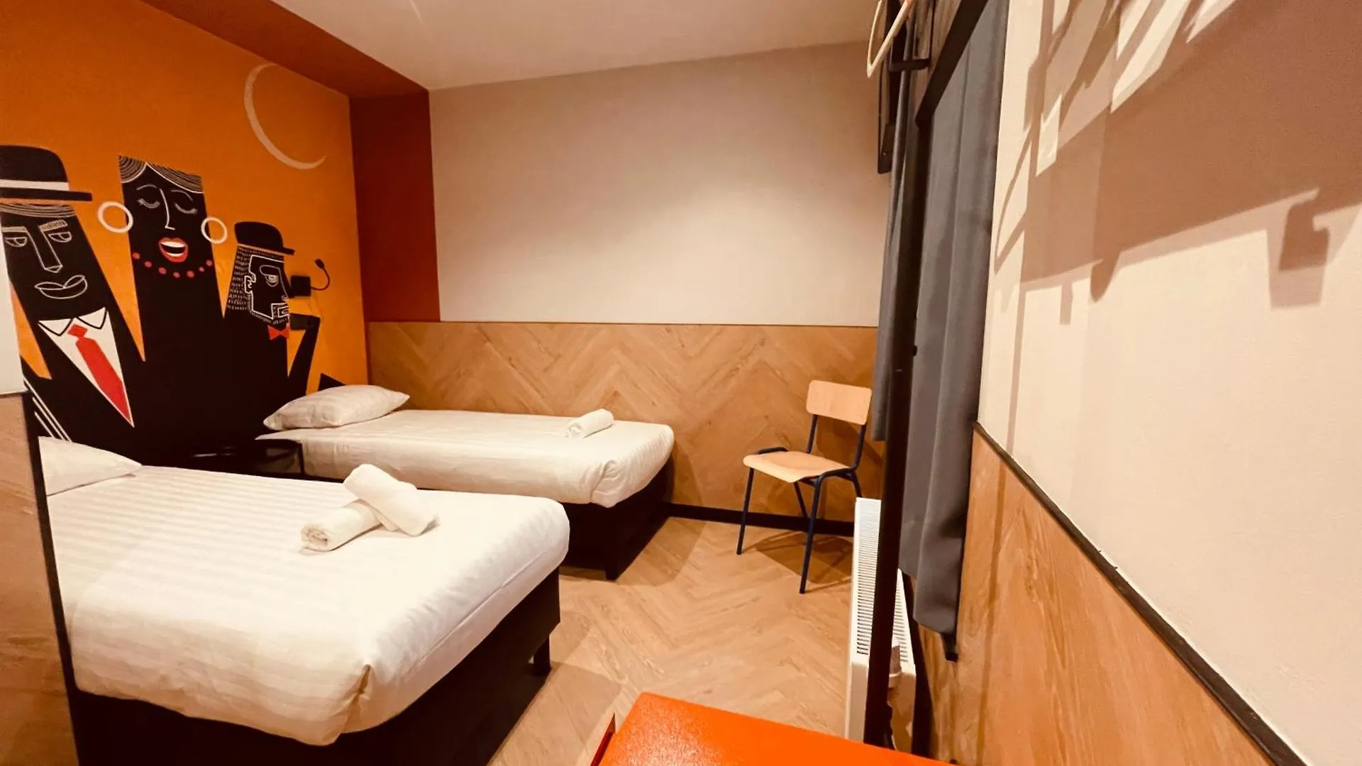 Heart Of Amsterdam Hostel