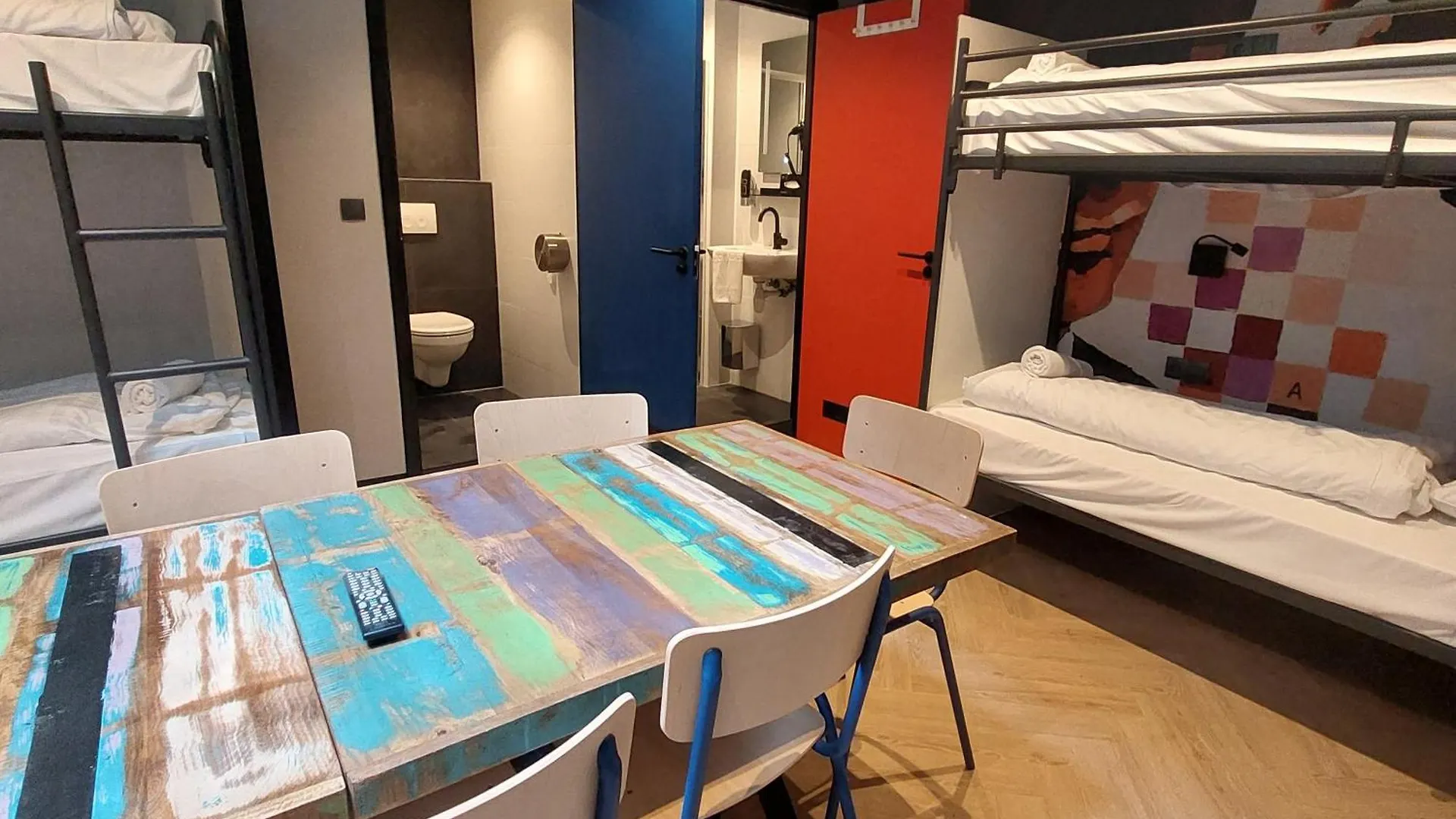 Heart Of Amsterdam Hostel
